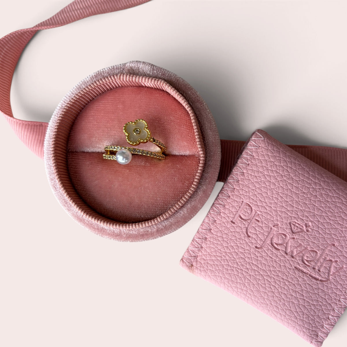 Pearl  Royal Ring