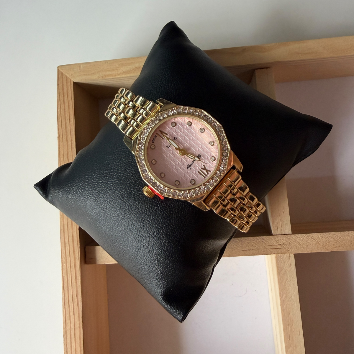 Rose watch