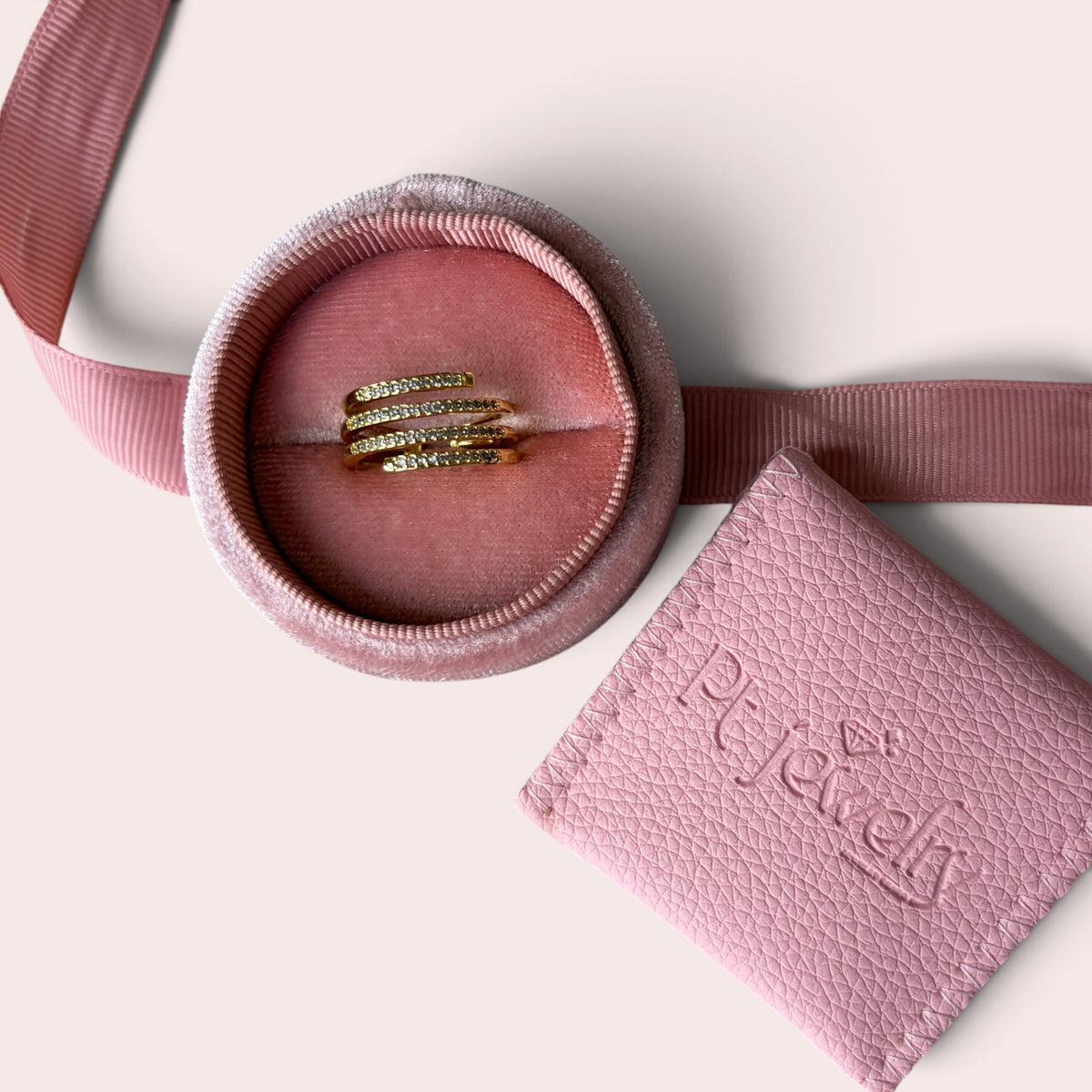 The Curve Ring
