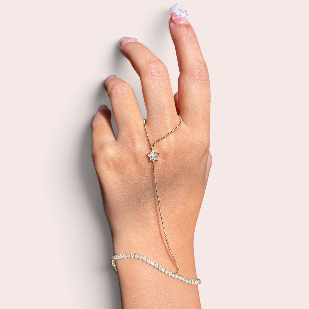 Tennis star hand chain