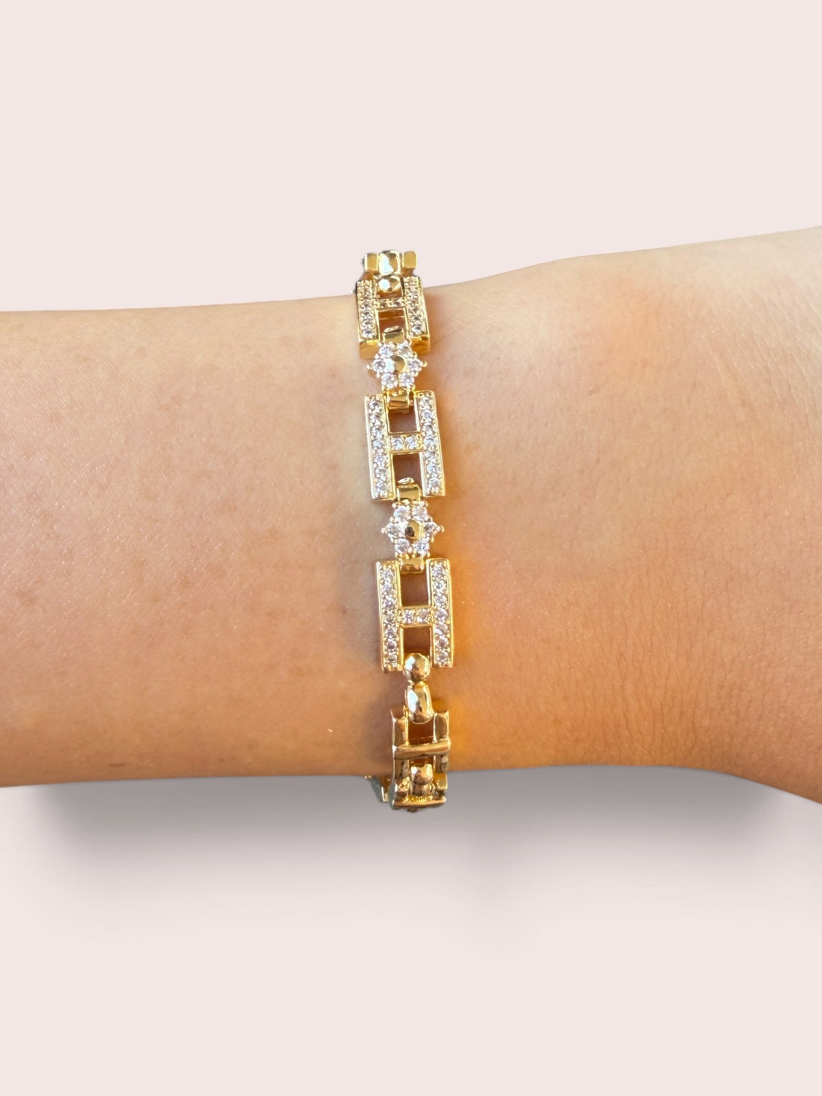 Soft Glow Bracelet