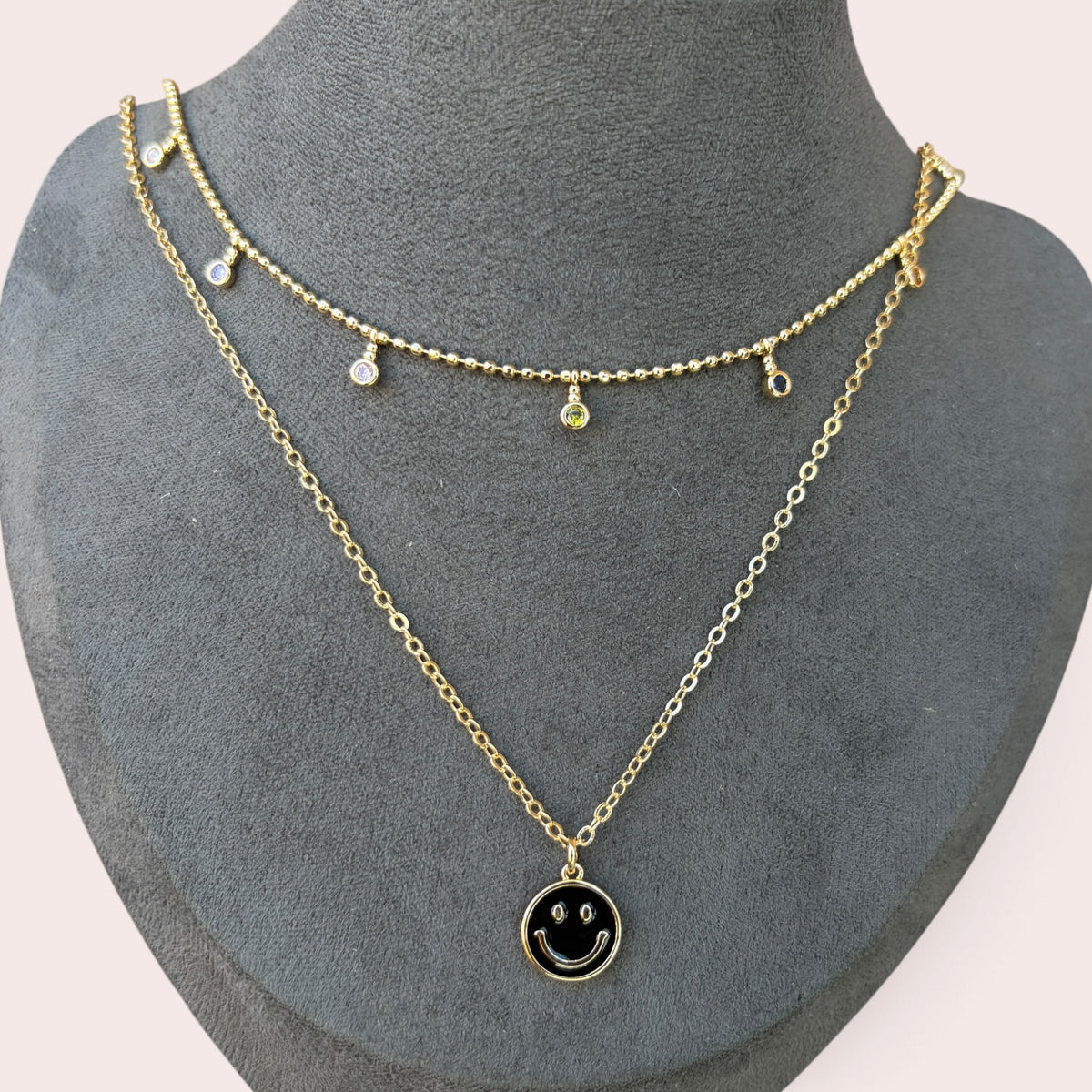 2 layers smiley face necklace