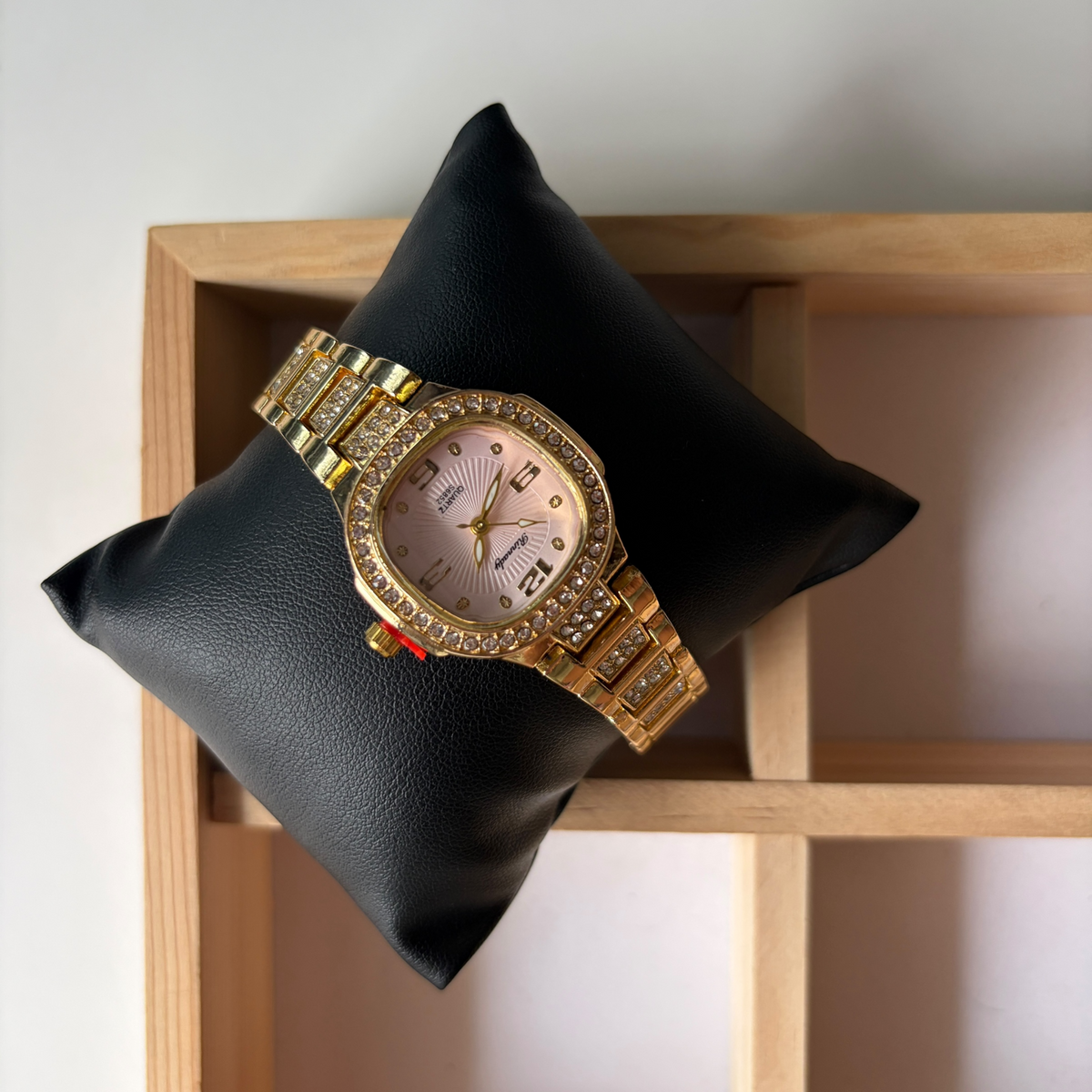 Lea watch