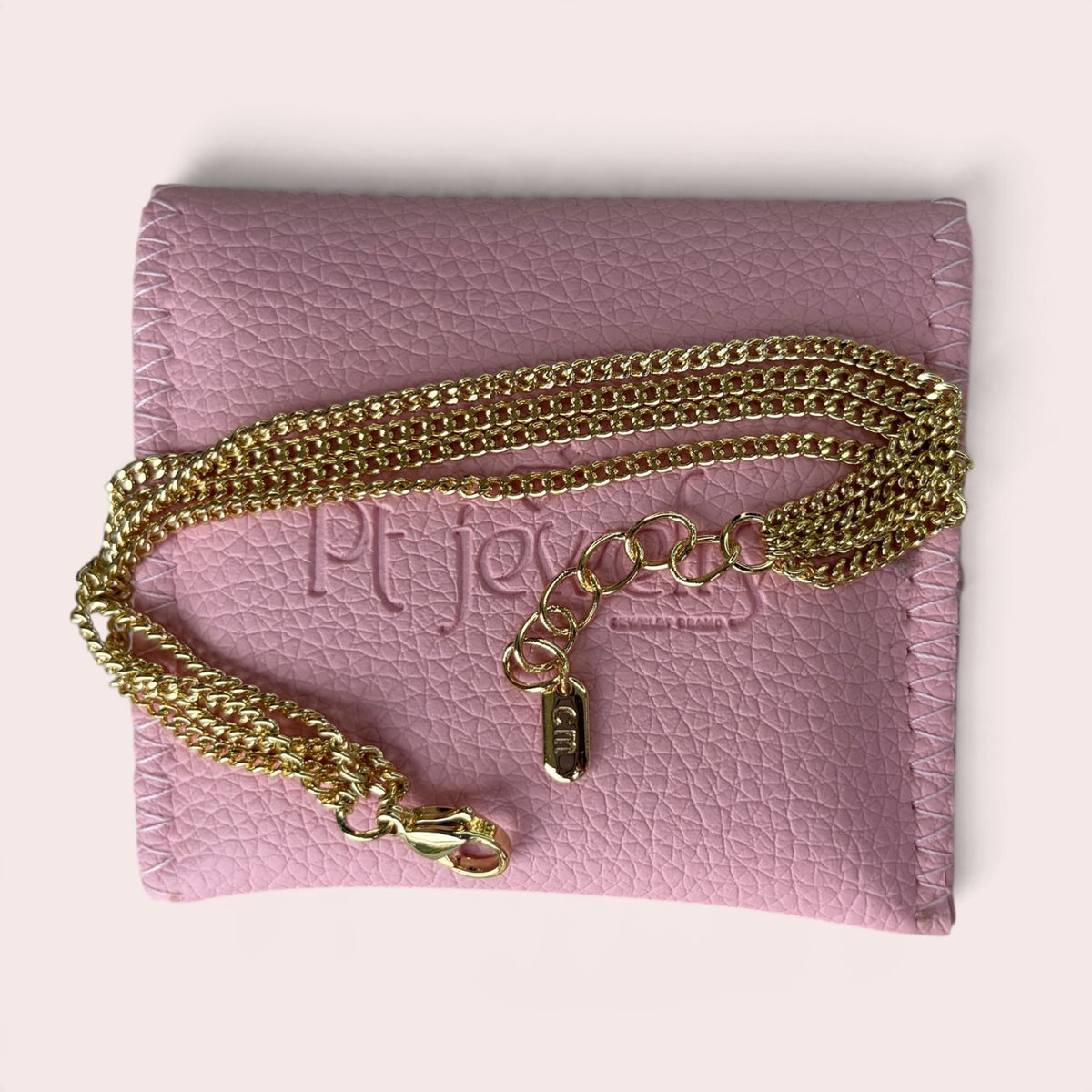 Multilayered Chain Bracelet