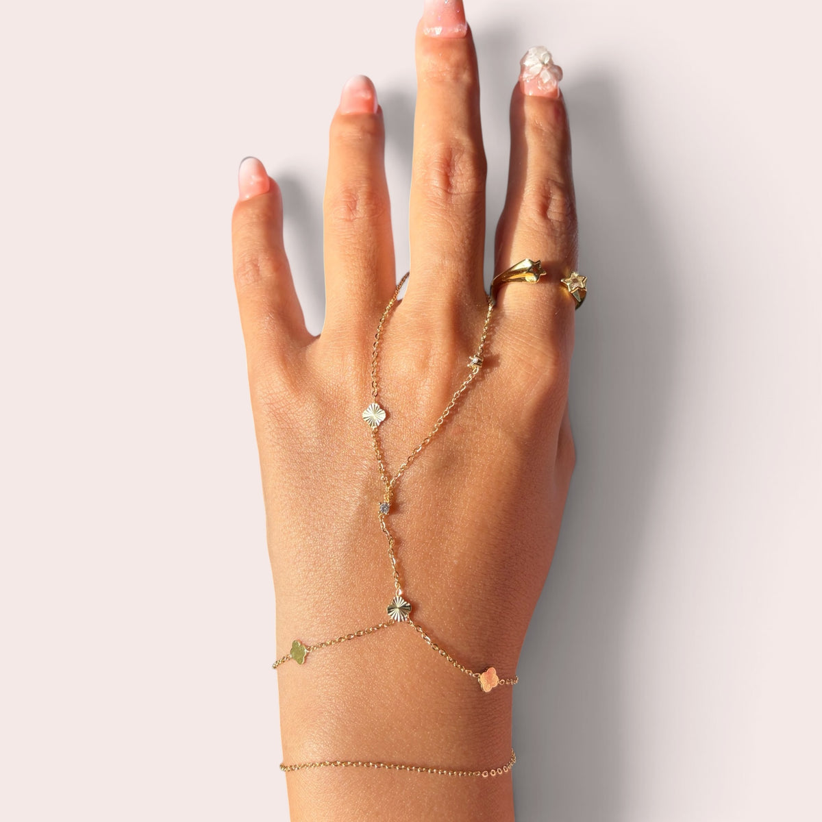 Gold chain hand chain