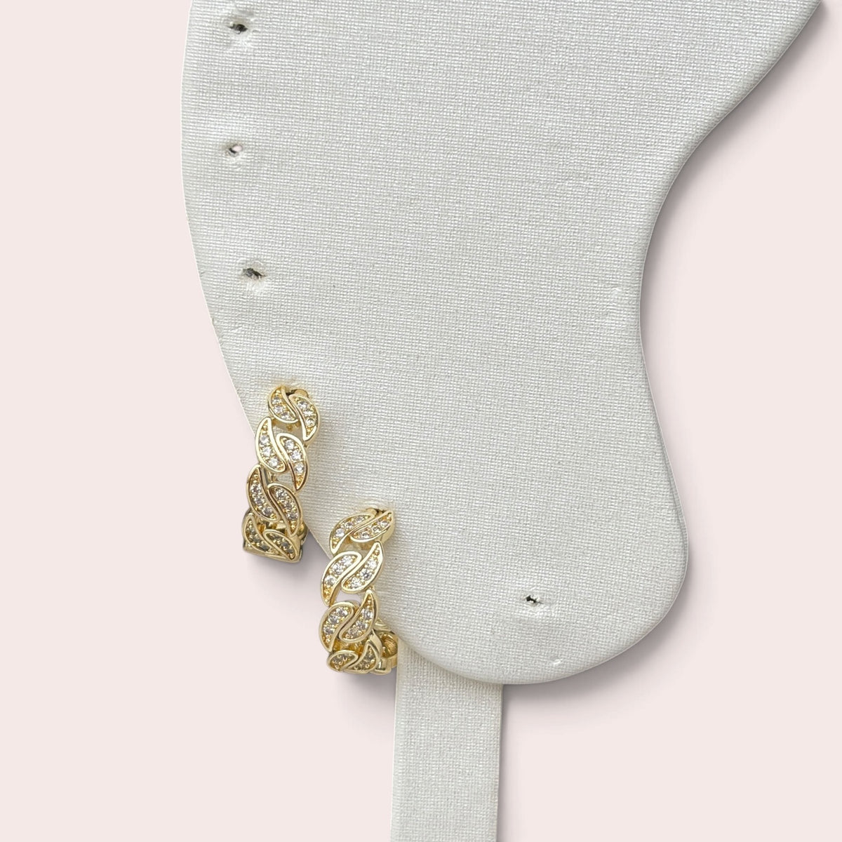 Chain hoops