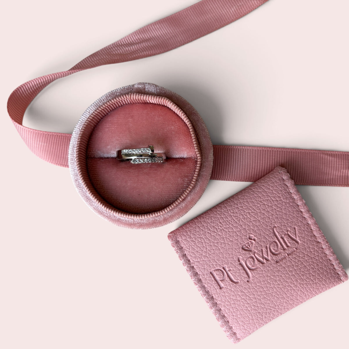 Fiora Ring