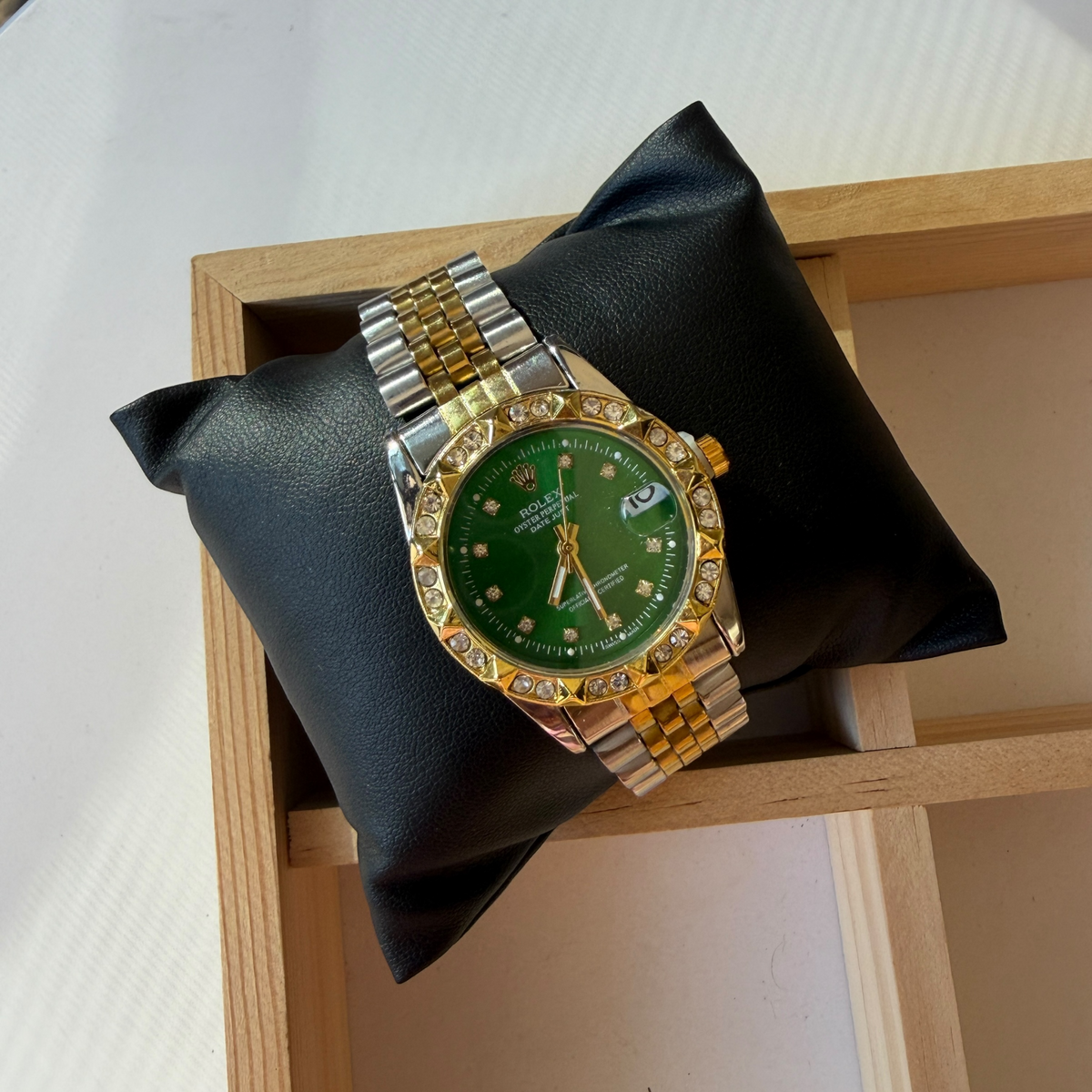 Liana Watch