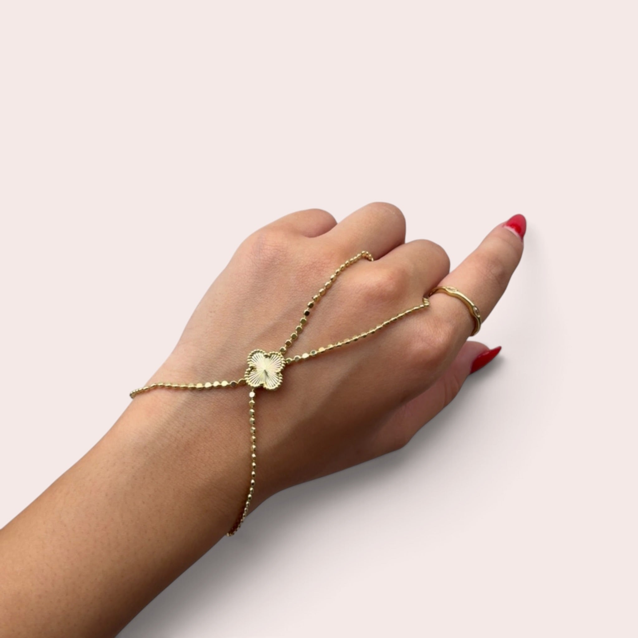 Gold clover hand chain