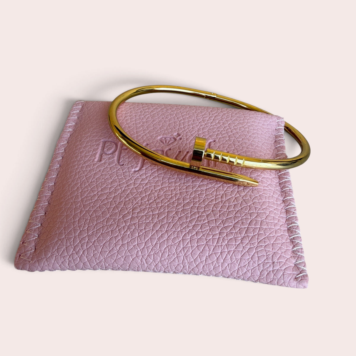 Thin clou bracelet