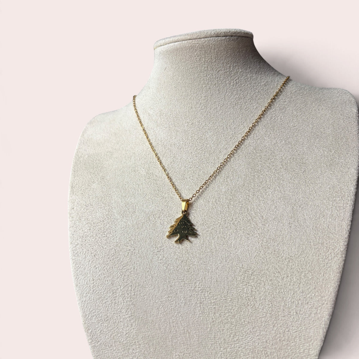Arze Necklace