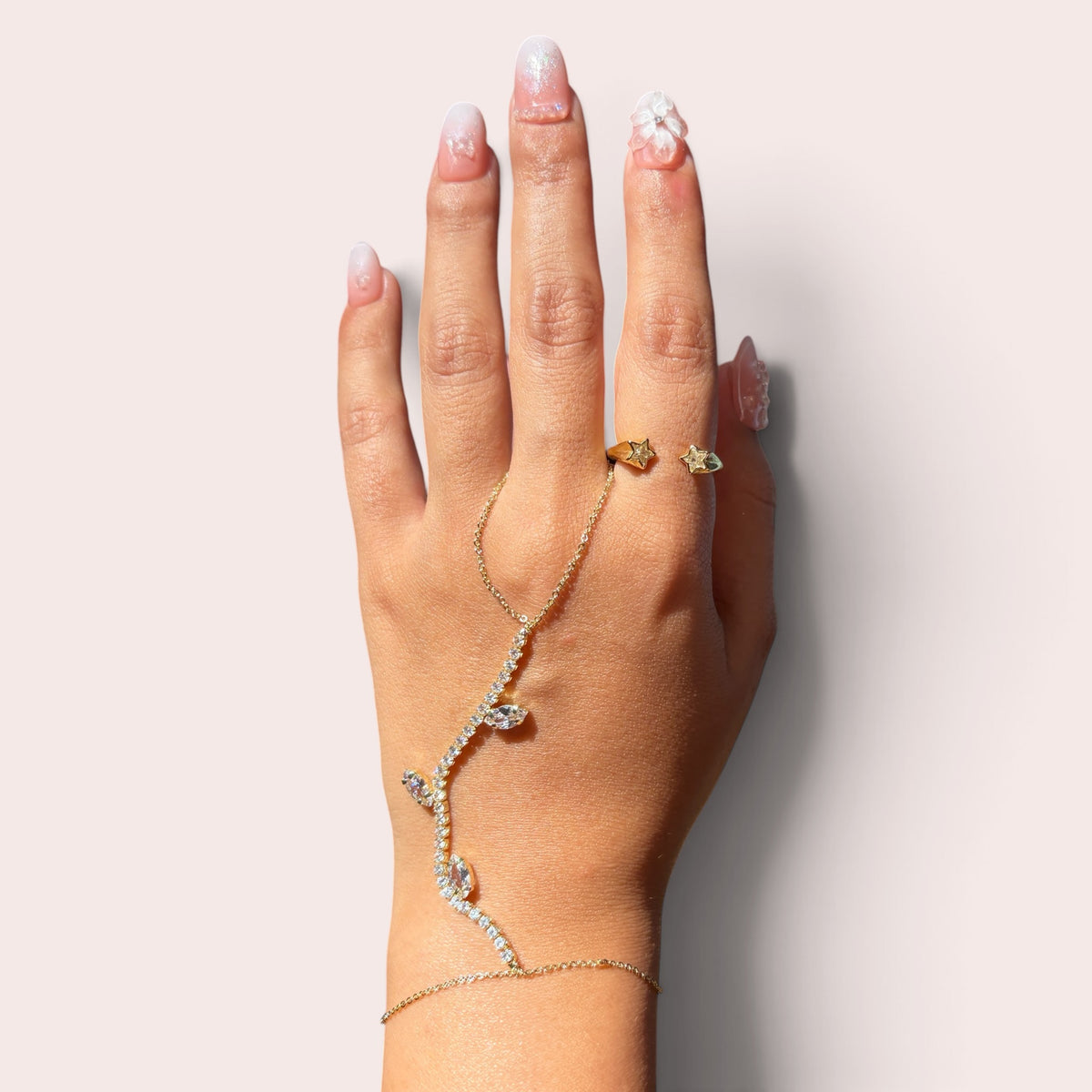 Stella Hand Chain