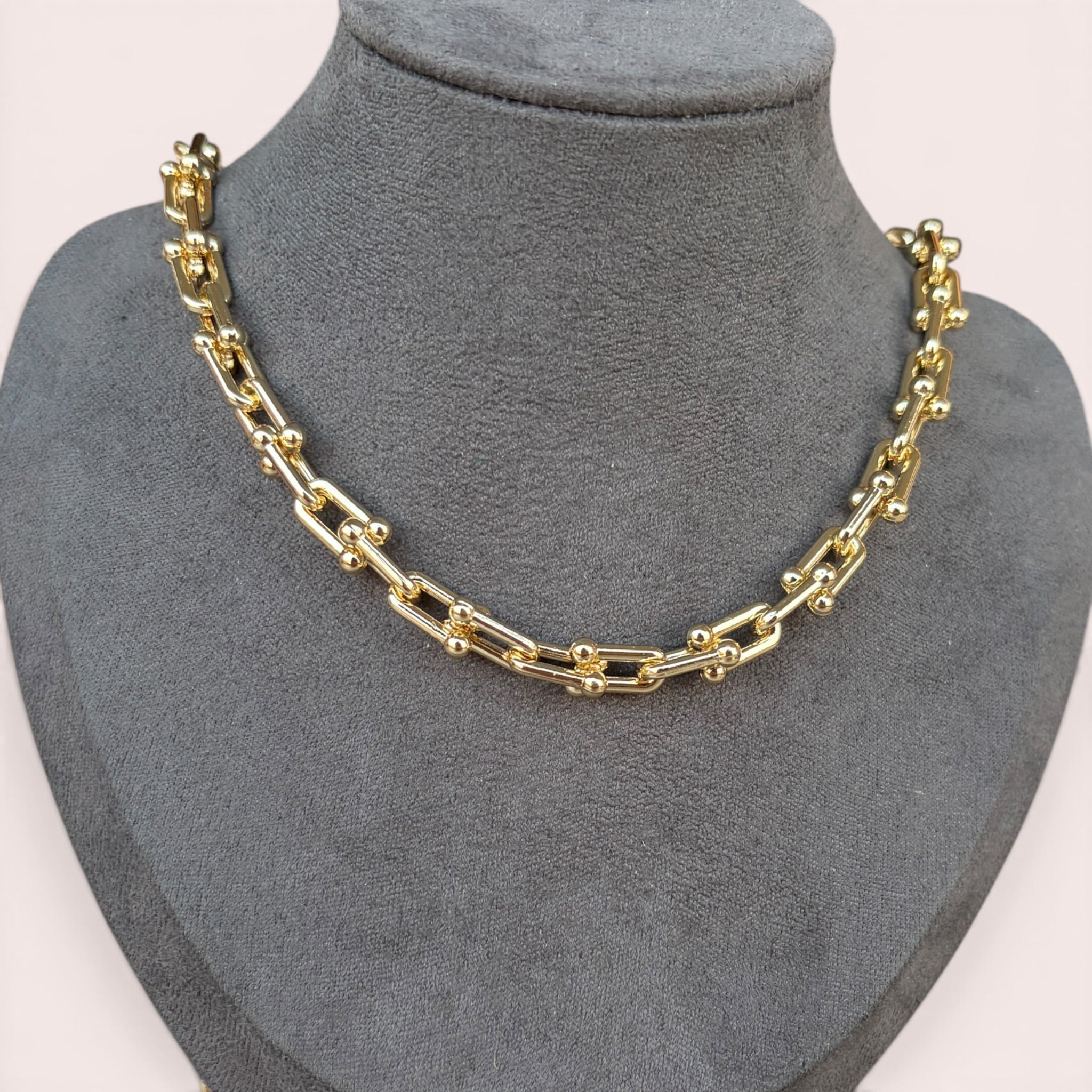 Alessia Necklace
