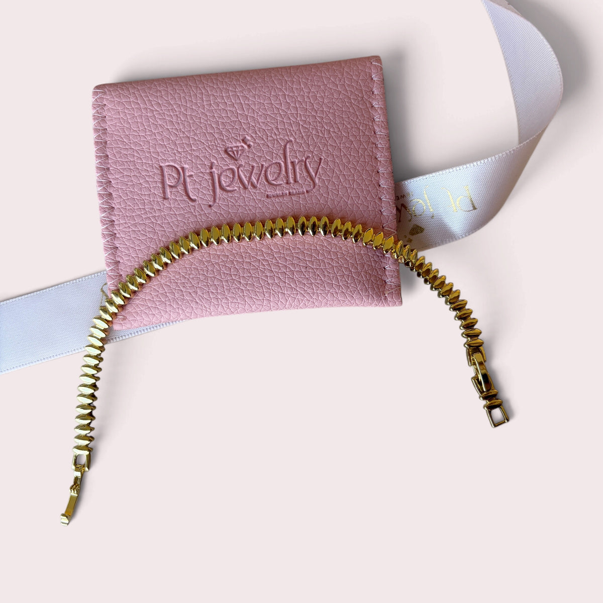 Oval shaped bracelet