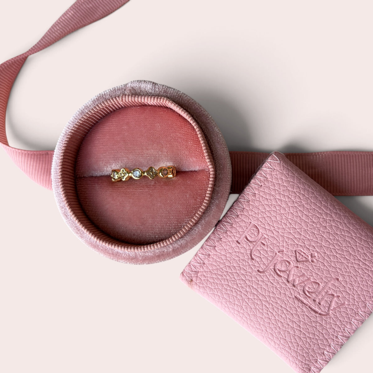 Luxe Aura Ring