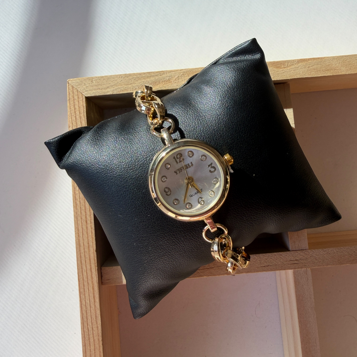 Thea Watch