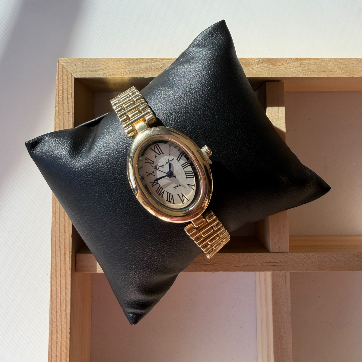 Amelie Watch