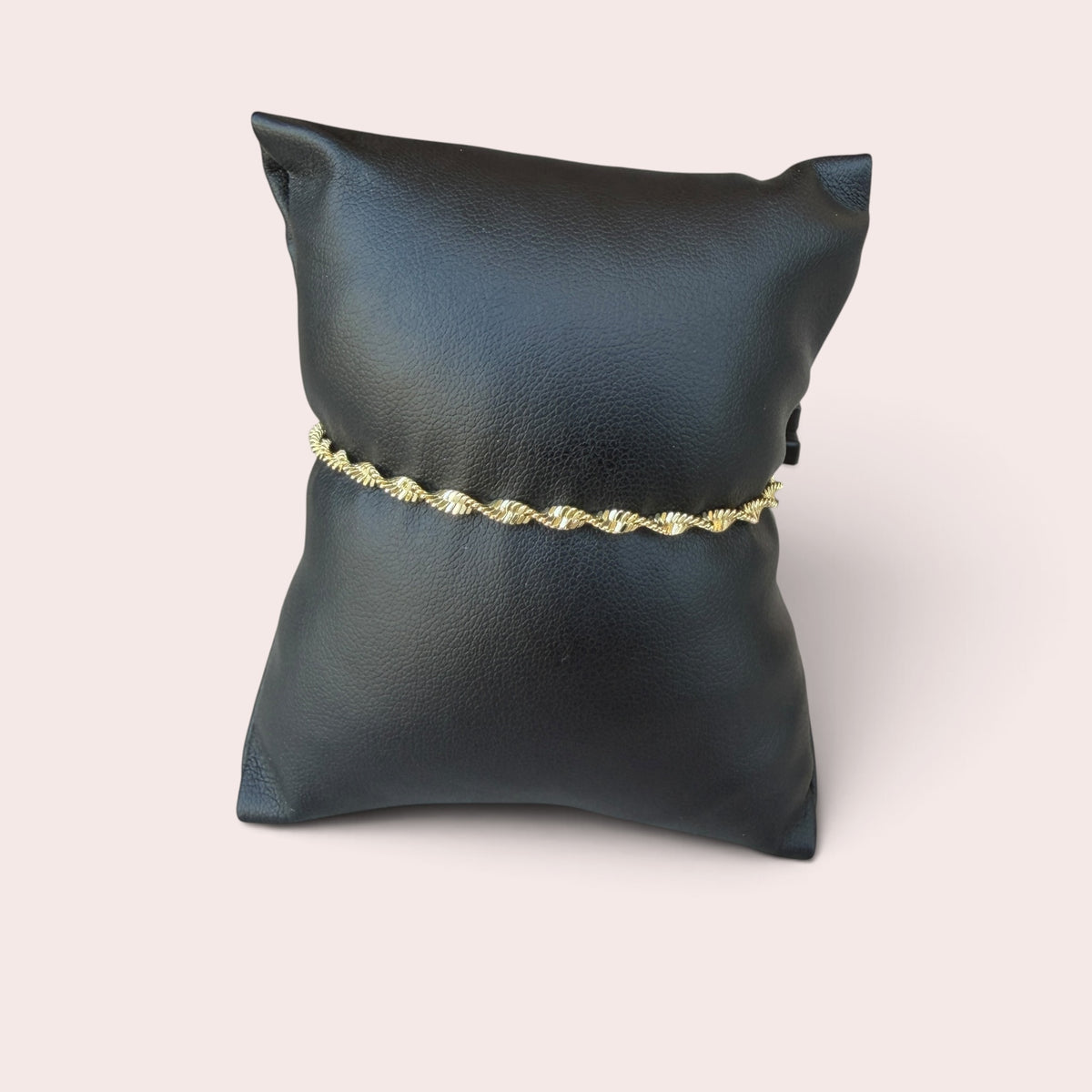 Pure Bracelet