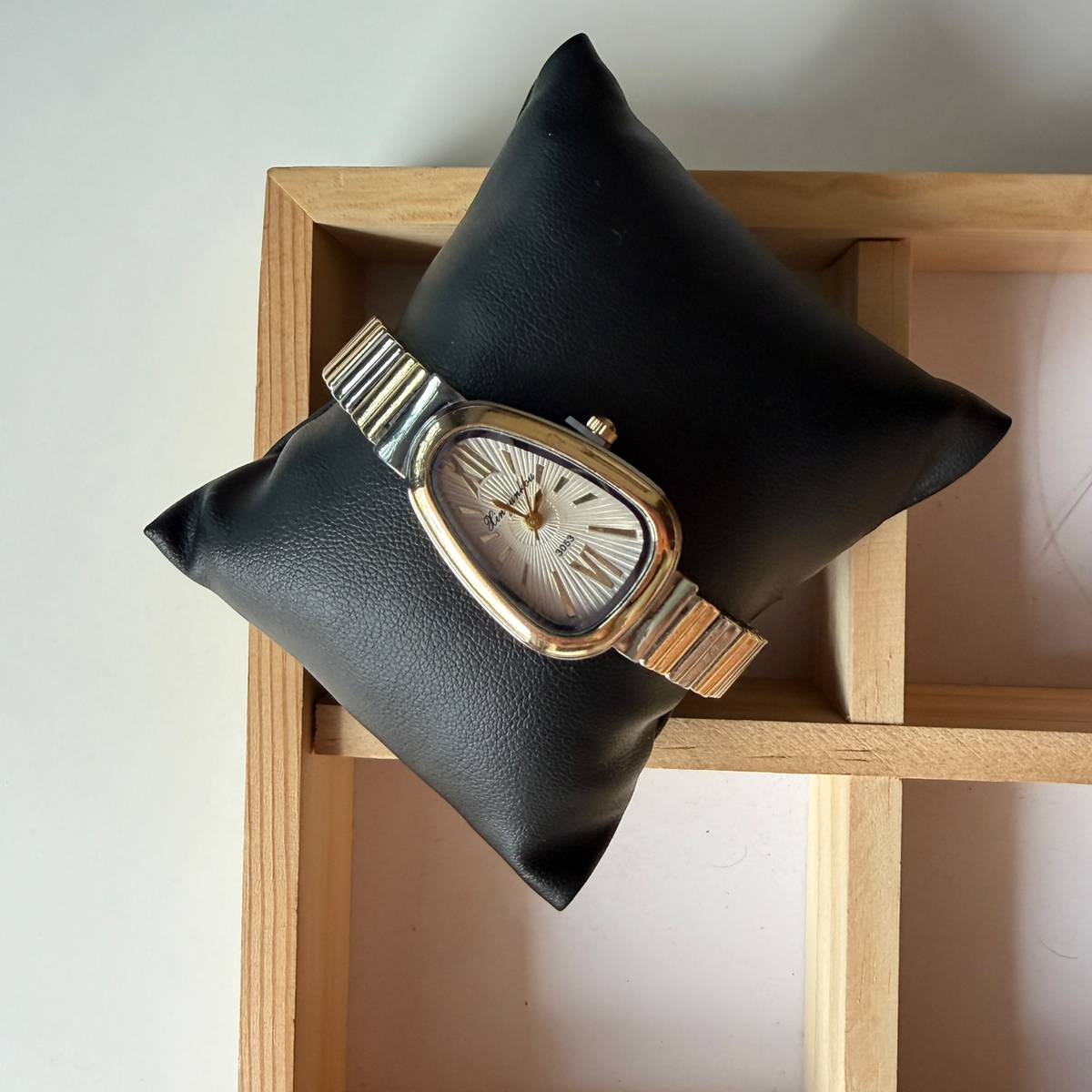 Stella watch