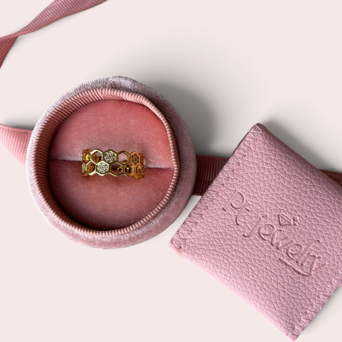 Special Honey Comb Ring