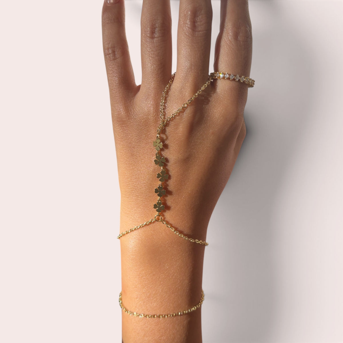 Mini Clovers Hand Chain