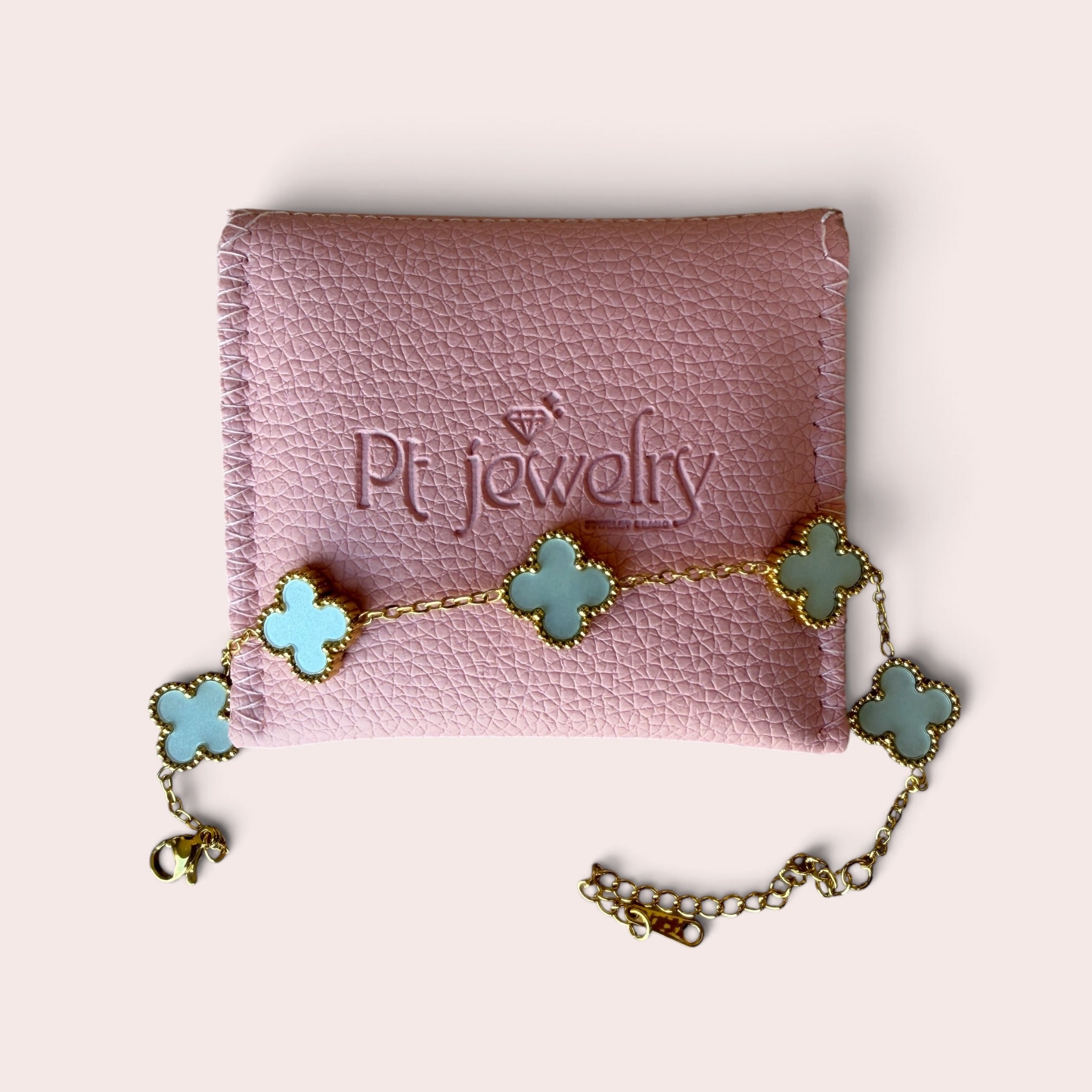 Blue clover bracelet