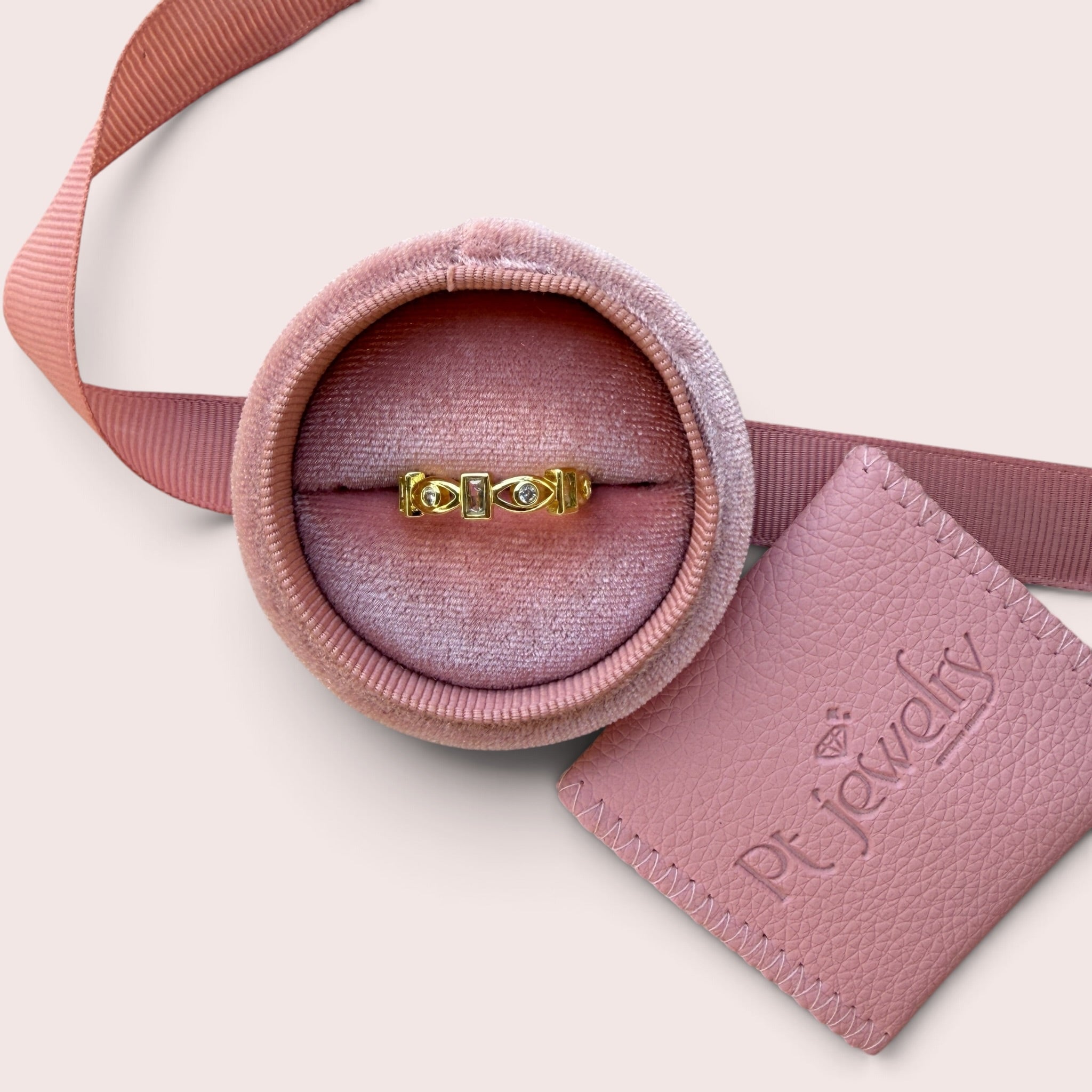 The Stella Ring